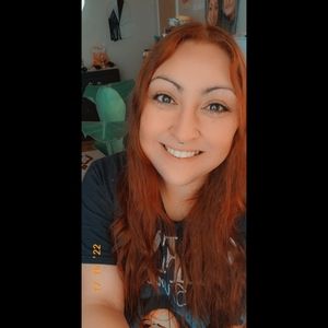 Meet your Posher, Yvette